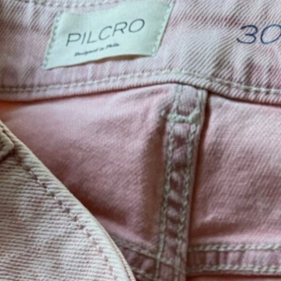 HOST PICK: Brand New Pilcro Cuffed Oversized High-Rise Wide-Leg Jeans - Picture 15 of 16